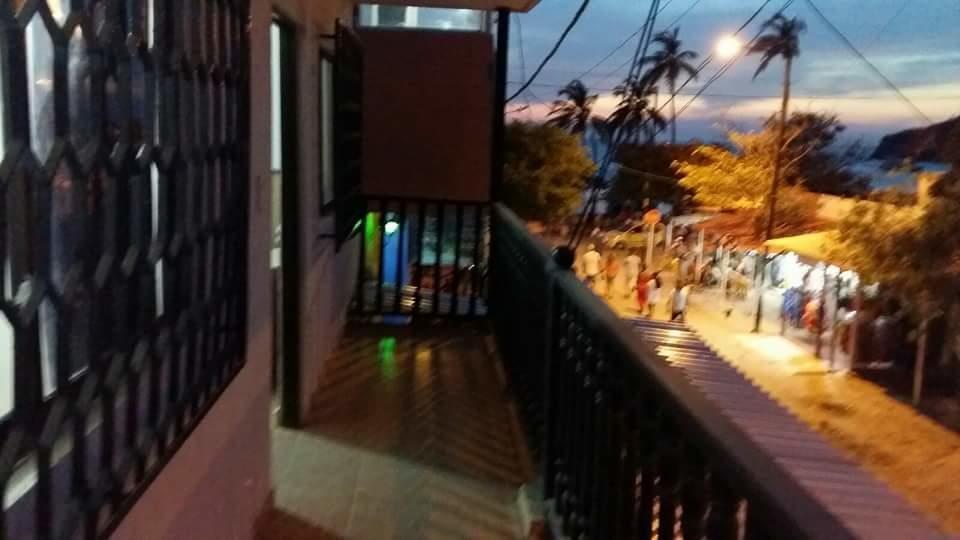 Hotel Don Juan Буга Екстериор снимка